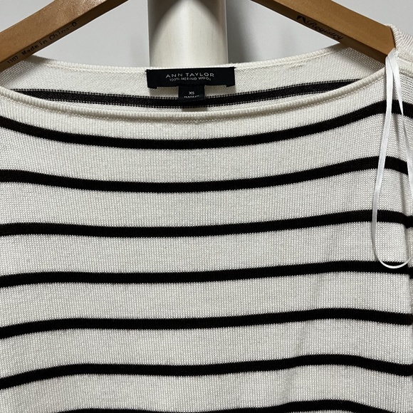 Ann Taylor | Women's AT Weekend Striped Crew Neck Knit Pullover - Picture 4 of 7